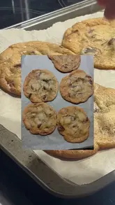 A home cooking tutorial video demonstrating how to bake chocolate chip cookies, featuring step-by-step preparation and the final result.