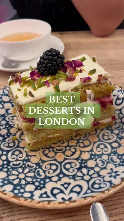 Delicious cakes at L’ETO Caffe in Soho, London. Discover the best desserts in London at this popular cafe.