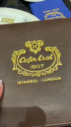 New Knightsbridge cafe serving Dubai chocolate and Turkish tea, inviting food lovers to indulge.