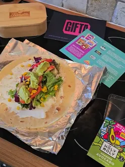 Delicious wraps with falafel, tofu, salad, and guacamole for quick and healthy lunches this week. #gifted