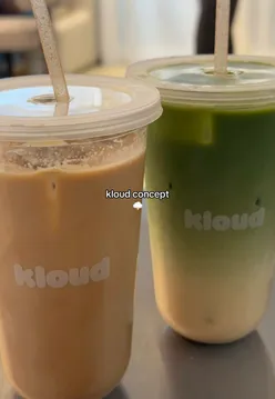 Açai bowls, strawberry matcha, and cookie croissants at Kloud, 78 Hutcheson St, G1 1DW. Delicious treats await!