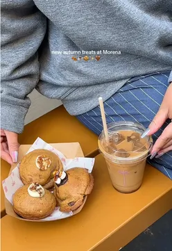 Autumn menu at Morena London features pumpkin spice matcha, carrot cake cookies, and cozy lattes for fall enthusiasts.