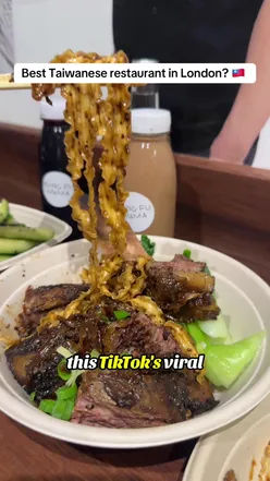 Delicious Beef Short Rib in Five Spice Sauce and soft shell crab bun at Kungfu Mama, a trendy Taiwanese noodle bar in London.