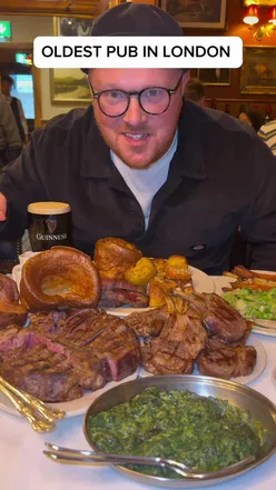 Sunday roast served at the oldest pub in London, featuring savory meats and traditional sides #roast #foodie #London