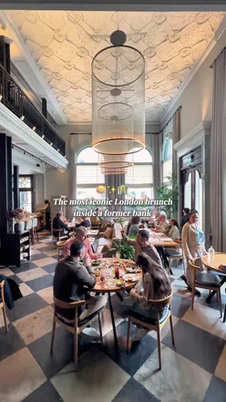 Brunch at Claro London: fluffy pancakes, French toast, and vibrant dishes in a former bank with Mediterranean charm.