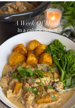 Healthy, high-protein recipes for cozy dinners, featuring Air Fryer Fish & Chips and Slow Cooker Lasagne Soup.