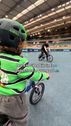 Whether you’re a beginner or an elite rider, there’s something for everyone at Lee Valley Velopark. Their PAYG sessions start from just 2 years old, beginning with balance bikes and gradually progressing to pedal bikes. Sessions run on various days and at different times throughout the week, so it’s best to check availability via the Better leisure app or website - they do sell out quickly. This session was the balance bike class, perfect for children with little or no bike experience. I’d been struggling to teach my little ones to ride due to busy roads and parks near us and with the colder weather, having an indoor track has been an absolute game-changer. The goal now is to have both kids confidently riding pedal bikes by summer ☀️ This session cost £7.75 for 45 minutes and the coach we had (Andrew) is fantastic with the children. My 3 year old was quite nervous at first, but after just a few classes he’s already gliding along with confidence! 🗣️ Tag a mate who’d love to know about this bike lessons #leevalleyvelopark #eastlondon #stratford 