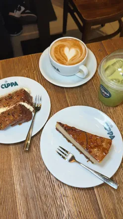 CUPPA COFFEE - BOLTON An actual hidden gem located in Bolton that will now be my new go to matcha spot.  The best freshly baked cakes and drinks and I love the fact it’s Muslim owned 🫶🏻  Thank you for having me @cuppa.coffeegb @Halaling Around  #halalguysmcr #Foodtok #halal #tiktok #coffee 