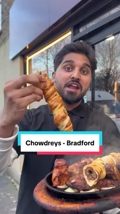 BRADFORD’S FIRST “NAANWICH” 🔥 Chowdreys - Great Horton Road, Bradford 📍 #naanwich #bradforddesi #bradfordfood #halalfoodbradford #kebab 