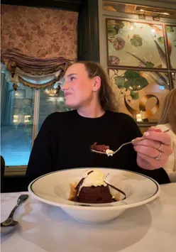 Such a pinch me moment as a Scottish content creator 🥺📹🏴󠁧󠁢󠁳󠁣󠁴󠁿💫 #contentcreator #glasgow #scotland #vlog #foryou 