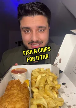 Delicious fish and chips served for Iftar during Ramadan, celebrating Day 17 with flavorful food. 🌙 #ramadan2026