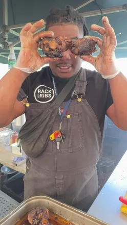 Roll Up, Roll Up!! The Yard is Open and it's got one hell of a Beautiful Line Up this week! Award Winning Rib Slingers @rackcityribs are gracing @Herbert’s Yard all the way from London. Smashing the bbq scene with the Caribbean fusion. The Platter is the stuff of dreams. Alongside residents @greidyswingsandstrips & this months residents @streetsouvlakibrum smashing out the Fried Gold and Souvlaki Pittas And joining them for the game, set and match we have @fireawaygrill, @filthyburgersgo, @ashasindianstreetfood and @urbancheesecake2015 for the best dessert EVER!! The Sun is out and you can get all this until 7pm tonight! So what you waiting for.........Go and grab a cold one