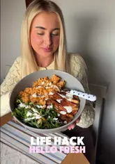 A creator demonstrates the HelloFresh meal kit experience, showing the unboxing of ingredients, the recipe cards, the cooking process, and the final plated meal.