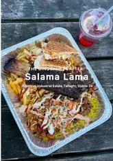 @SalamaLama have a special on the menu and we hardly get anything this different and halal in Dublin 🍖🥩 The Dinosaur Platter comes loaded with a slow cooked rib sitting over seasoned fries, yellow rice, doner chicken, shredded meat, fresh salad, crispy onions and plenty of sauce drizzled all over. On the side is toasted cheesy bread and it also comes with a refreshing lemonade to balance everything out. Definitely one for sharing… unless you’re really hungry 👀 They also have a BYOB (bring your own bag of chips) option where they load your crisps up with your choice of meat, toppings and sauces for €10  #exploredublin #dublinireland #halalfooddublin #halalfoodie #dublin 