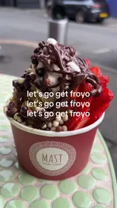 🤍 #mast #mastmanchester #frozenyogurtmanchester #froyomanchester 