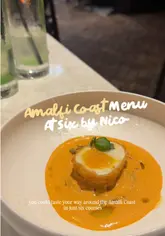 A detailed review of the Amalfi Coast tasting menu at Six by Nico, featuring a sequence of dishes and paired cocktails. The video takes the viewer through the entire menu, highlighting the presentation and ingredients of each course, from the sourdough starter to the lemon-themed dessert.