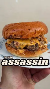 A video review of The Plimsoll in Finsbury Park, focusing on their famous Dexter Burger. The creator provides a walkthrough of the venue, discusses the menu, and gives a detailed taste test of the burger, smashed potatoes, and chorizo clams.