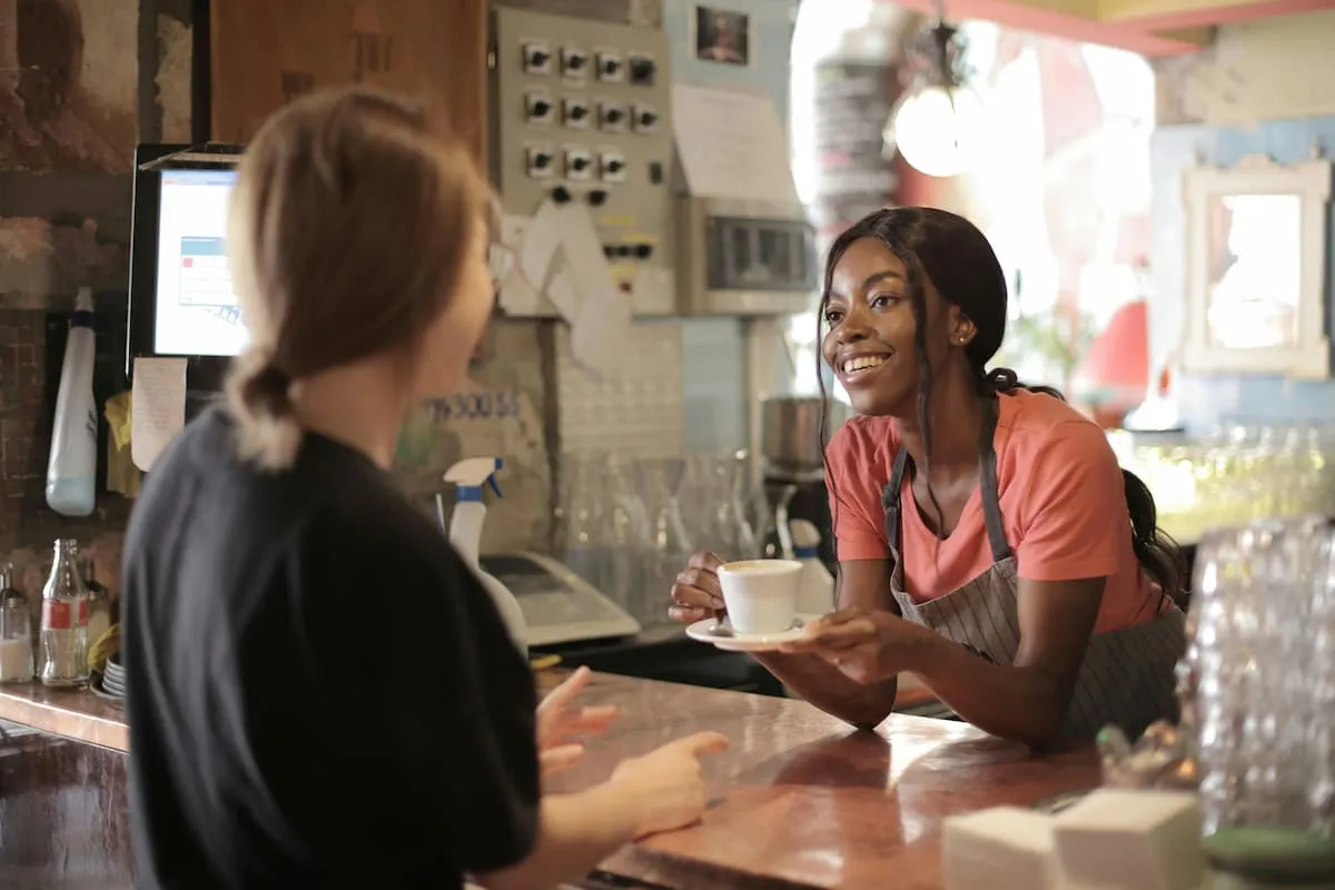 How Social Media Drives Repeat Customers for Restaurants